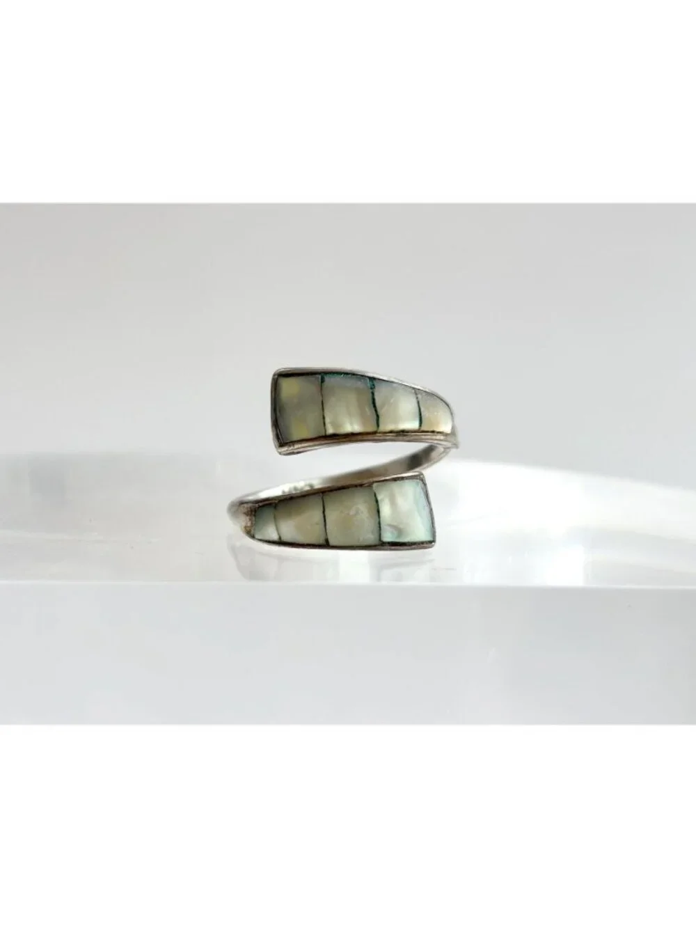 Mother of Pearl Inlay Wrap Taxco, Mexico Sterling Silver 925 Vintage Ring - sz 8